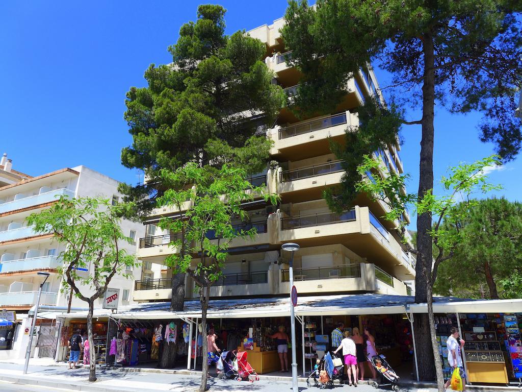 Rentalmar Diplomatic Park Salou Room photo