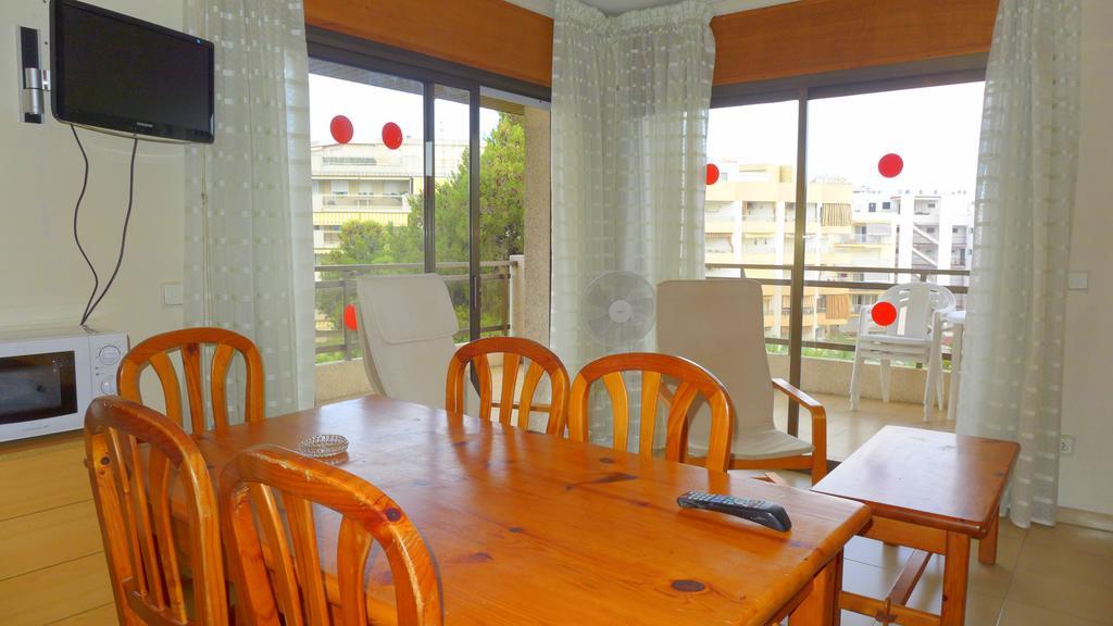 Rentalmar Diplomatic Park Salou Room photo